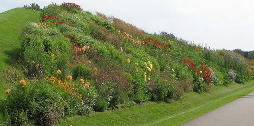 Floriade2012HangGelb.jpg