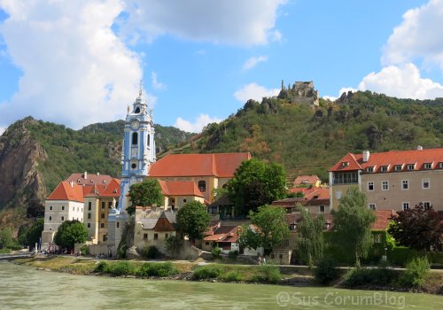 Wachau2017_Duernstein.jpg