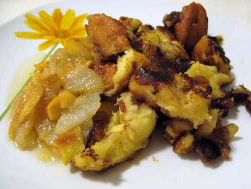 KaiserschmarrnMitKaramelisiertenBirnen.jpg