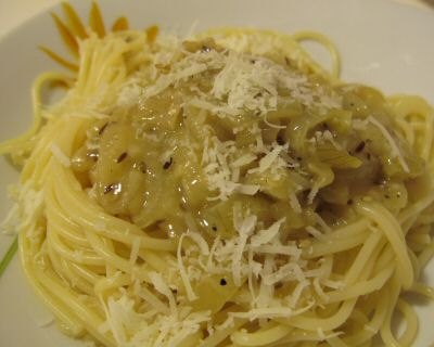 SpaghettiMitZwiebelsauce.jpg